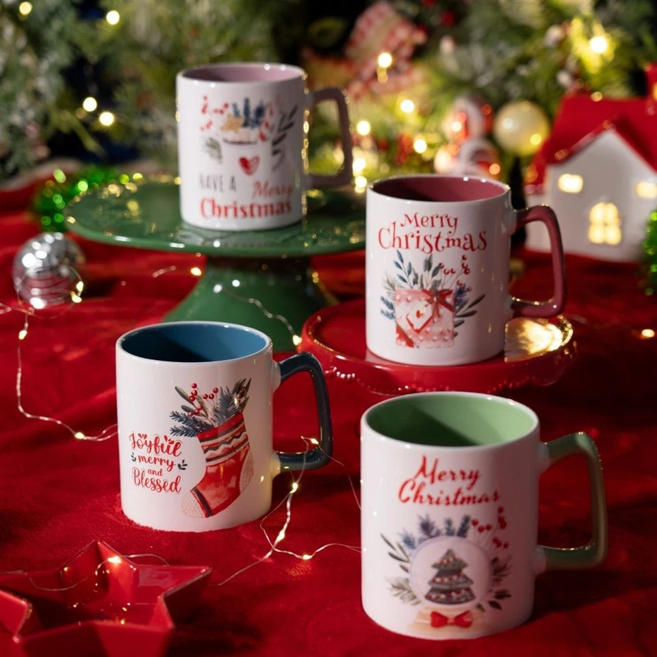 Weihnachts-Kaffeebecher-Set mit 4 Stück|11 Unzen Keramikbecher mit Weihnachtsmotiv pro Stück